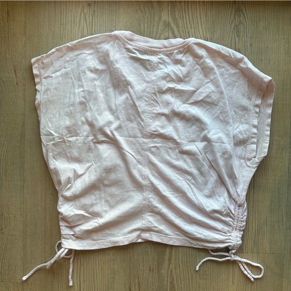 Aritzia Wilfred light Pink Ruched T-shirt Muscle tee size small side ties - Picture 4 of 9